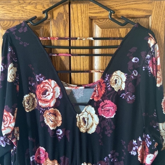 TORRID Size 2 Dress | Floral print - Picture 7 of 9